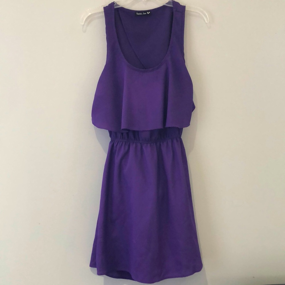 Dress with open back. Solid deep purple Size S